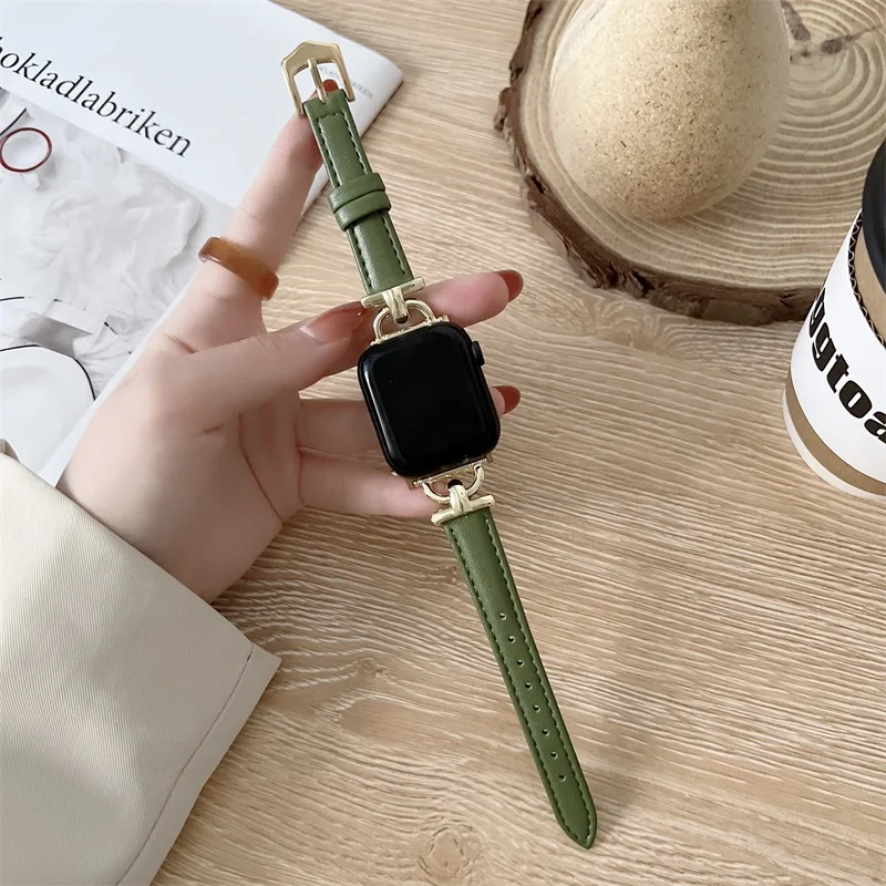 Premium Leather Strap for Smartwatch - Elegant and Durable Bracelet Design