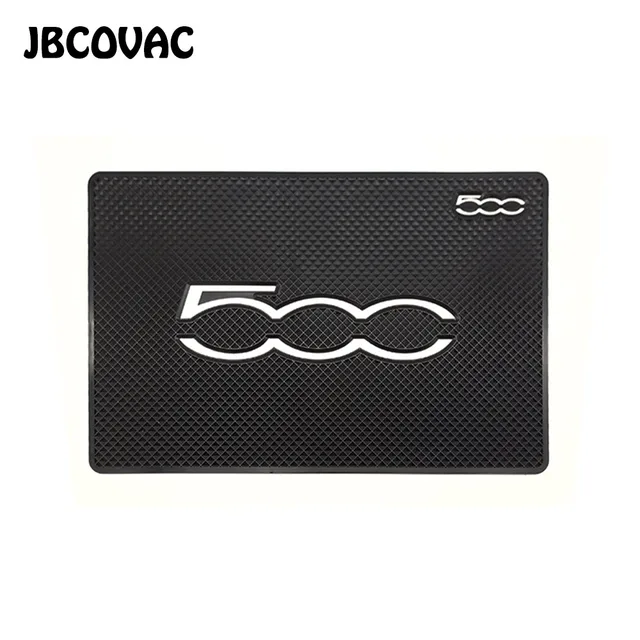 차량 내부를 안전하게 꾸미다