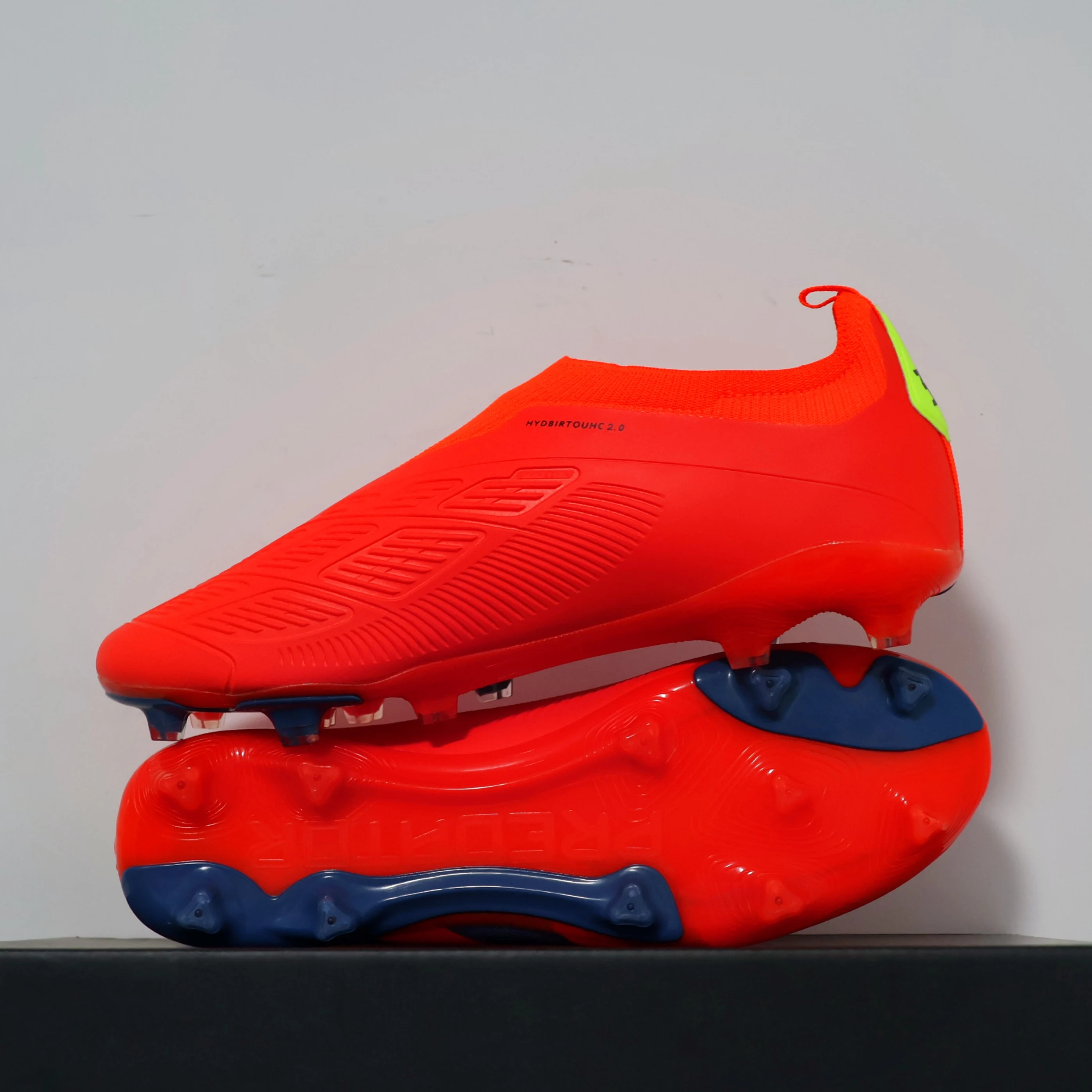 حذاء رياضي رجالي