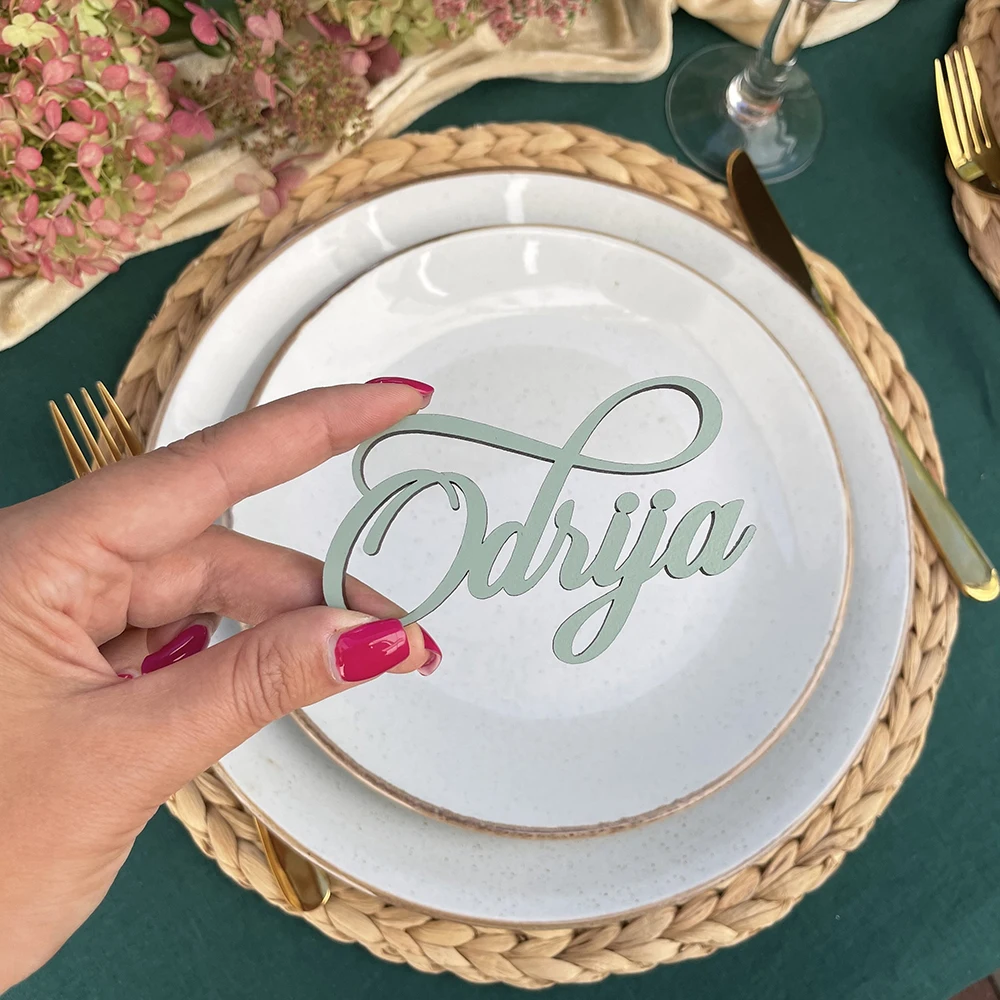 Description Picture 6 of item20Pcs Personalized Wooden Wedding Place Name Cards Custom Party Decoration Settings Guest Name Tags  Wooden Acrylic Label