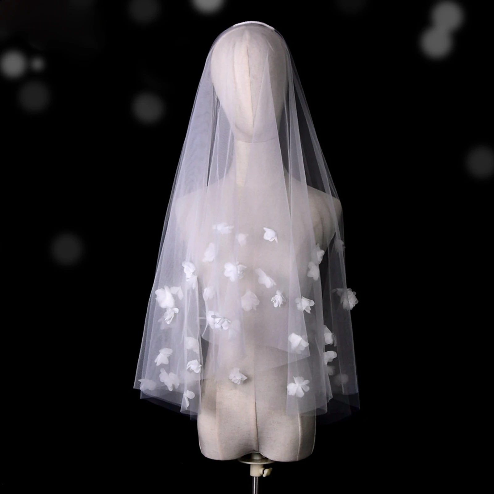 V111 2 Tier Bridal Veil Blush Floral Wedding Veil Fabric 3D Flowers Scattered Drop Bridal Illusion Comb Cover Face bridal veil