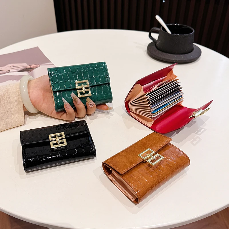 Elegant Red PU Leather Bi-fold Women's Wallet - Compact with ID Card Holder & Coin Purse