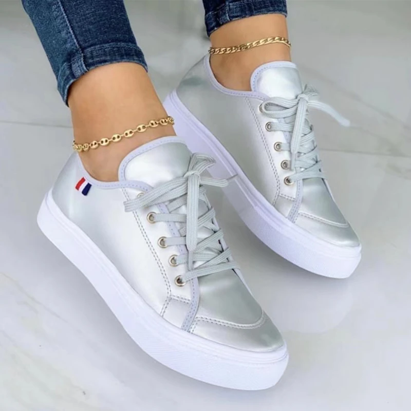 2022 Women Casual Shoes New Spring Woman Shoes Fashion White Sneakers Breathable Lace-up Ladies Sneakers Vulcanize Shoes Female