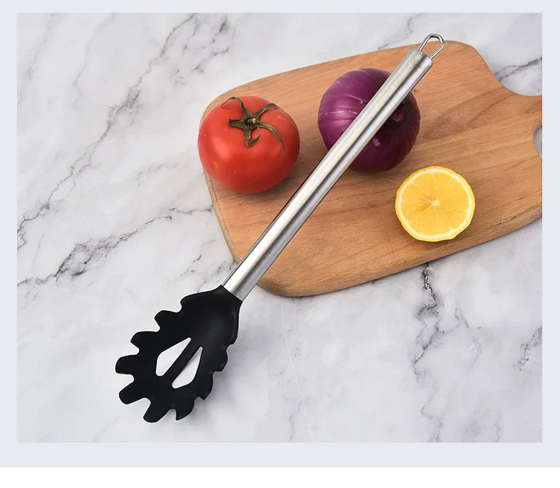 Description Picture 3 of itemNon Scalded Grill Clip And Pasta Fork Pasta Spoon Set Sturdy Toothed Spaghetti Spoon And Food Clip