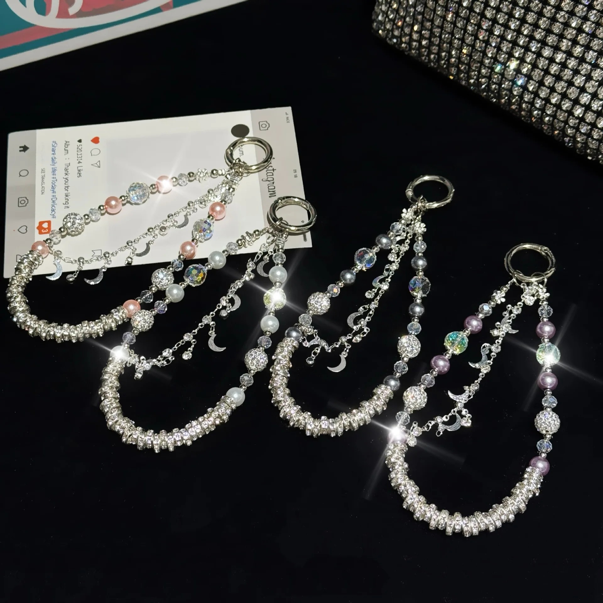 Mobile phone pendant