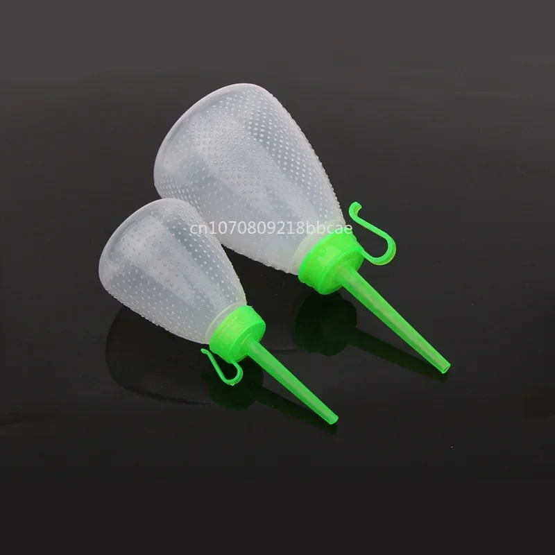 1pc Oil Liquid Can Pump Oiler 60ml/180ml Plastic Bottle For Old-Fashioned Household Industrial Flat Lockstitch Sewing Machine