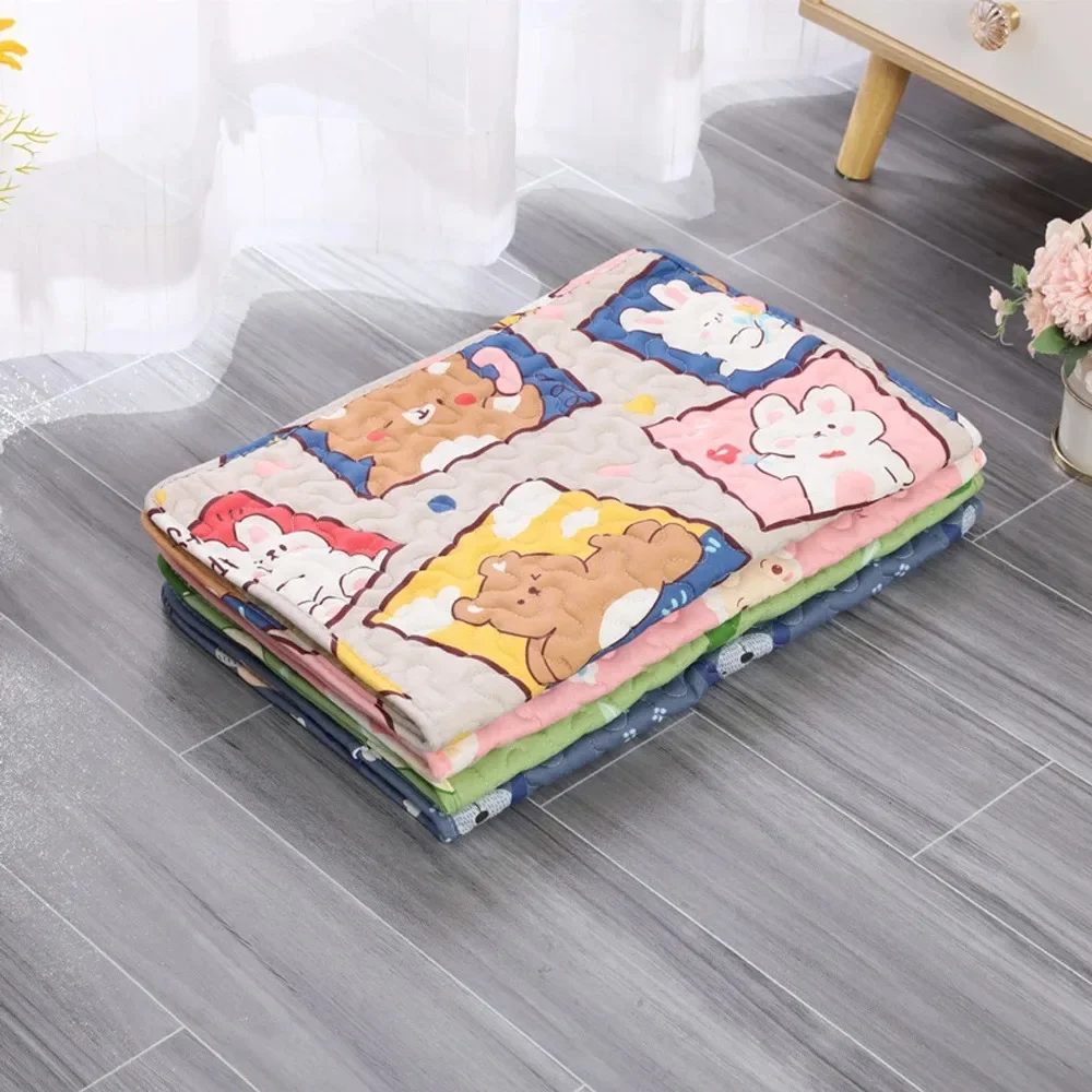 Pet Cooling Mat For Dogs And Cats Breathable Summer Pet Bed Cover_voghion.com