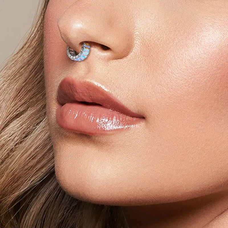 1PC G23 Titanium Piercing Hoop Earrings Zircon Clicker Nose Rings Septum Helix Conch Cartilage Tragus Lobe Piercing Jewelry 16G