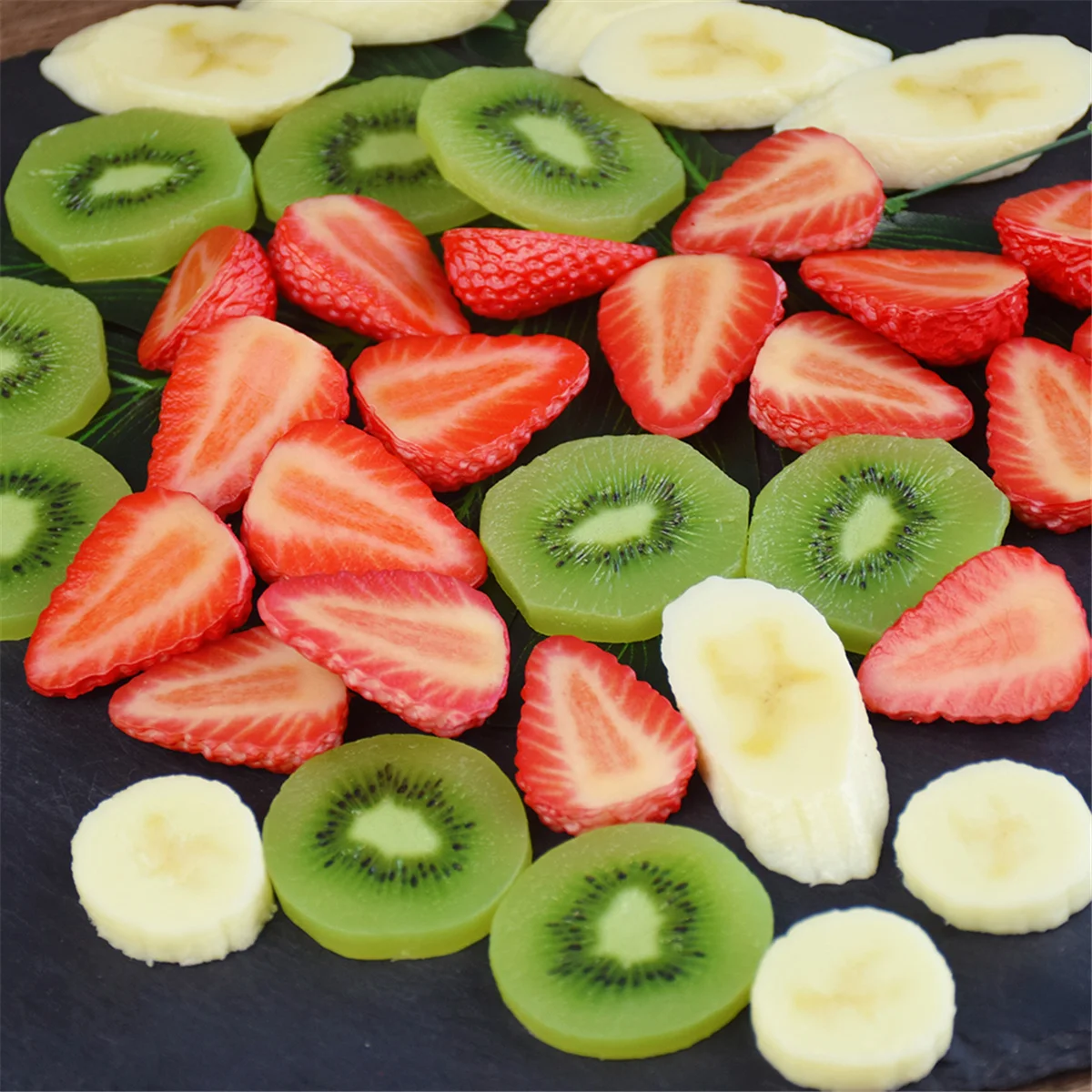 3PCS Simulated Strawberry Slices Banana Slices Kiwi Slices Decorative Props Dessert Decor Props Photography DIY Handmade Process