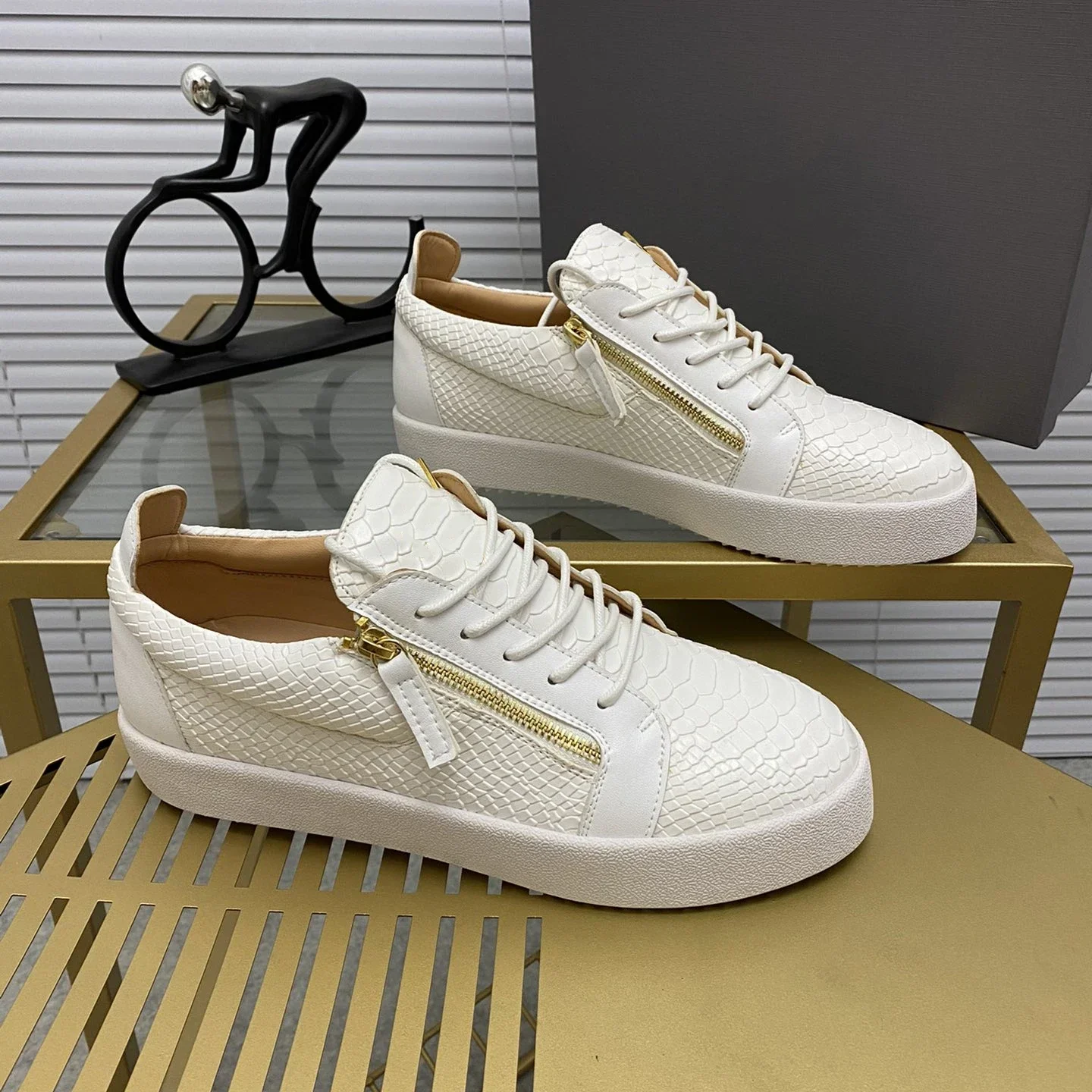 

LUXURYDITA Designer Men Casual Sneakers Real Leather GZ Luxury Women Tennis Shoes 35-47 Fashion Unisex loafers MD0053