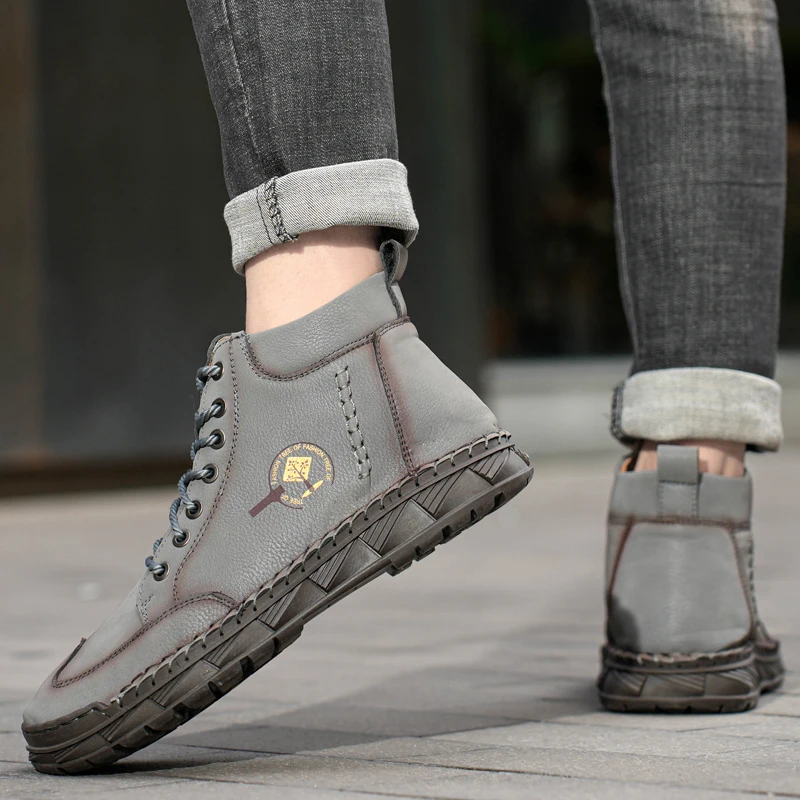 Winter Men's Boots Warm Fur Genuine Leather Men's Snow Boots Plush Waterproof Handmade Outdoor Men's Motorcycle Boots Big Size