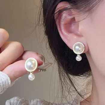 925 Silver Needle Korean Fashion Pearl Stud Earrings For Women Jewelry 2025 Trending New Luxury Women's French Earrings Brincos
