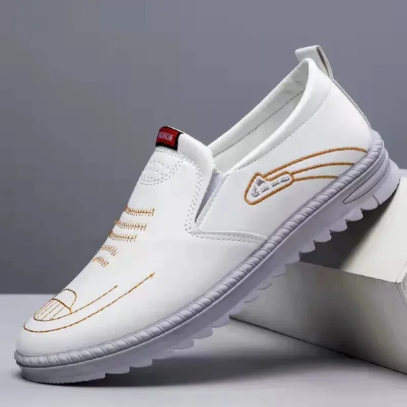Trend Men Casual Shoes Breathable Non Slip Shoes Outdoor Soft Soled Travel Sneakers Leather Men Flats running sneakers casual shoes sports shoes casual sneakers fashion sneakers leather shoes