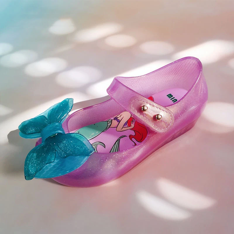 New Summer Girls' Sandals Children's Jelly Shoes Casual Soft Sole Anti Slip Beach Shoes Fashion Princess Sandals