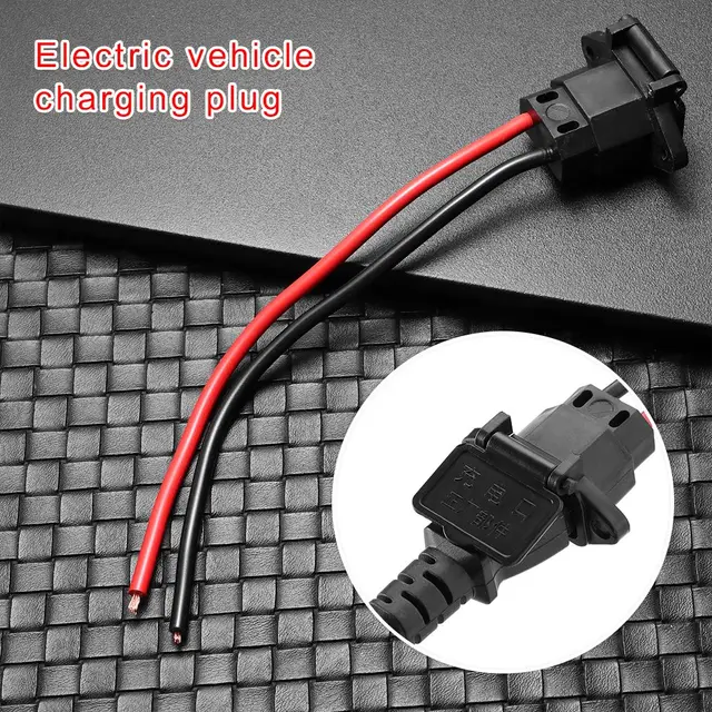 Electric Vehicle Battery Charging Port Three Hole Socket Product Socket with Cover for Electric Trike 2.5 Square Meter
