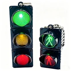 Mini LED Traffic Light Keychain Pendant - Creative Novelty Car Accessory Gift (2pcs)