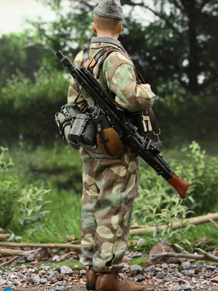 DID D80169 1/6 Collectible Military Man Soldier Armored Division