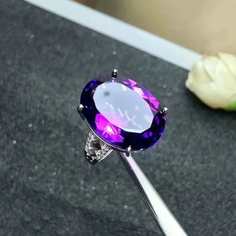 Vibrant Pink/Purple Amethyst Oval - 7.15 Ct