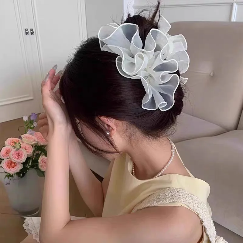 1 Stück Frühling-Sommer-Clips aus Wolken-Mesh mit Falten, hochwertige, minimalistische Haarklammer im Haifisch-Design, vielseitiges Haaraccessoire für Dutt-Frisuren