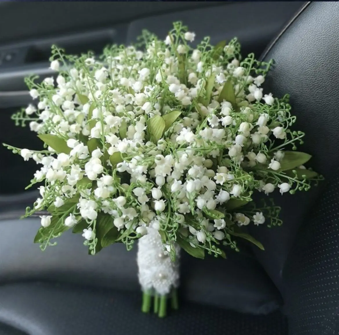 White Calla Lily Bridal Bouquet 4