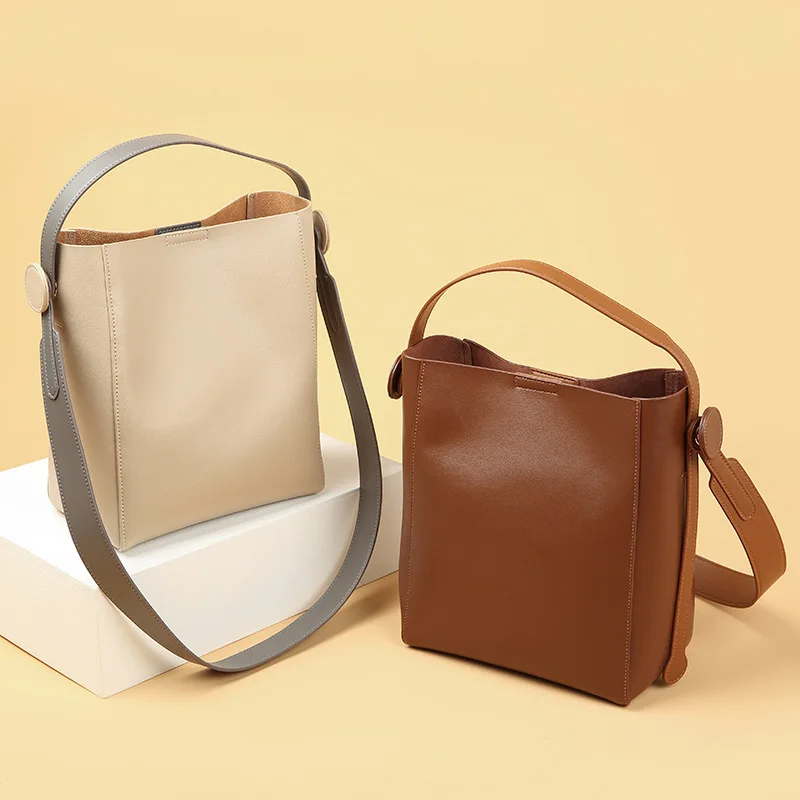 

YS-07 High-quality Genuine Leather Luxury Bag Ladies Cloud Bag Handbag Large-capacity Twitter Bag To Enhance Temperament