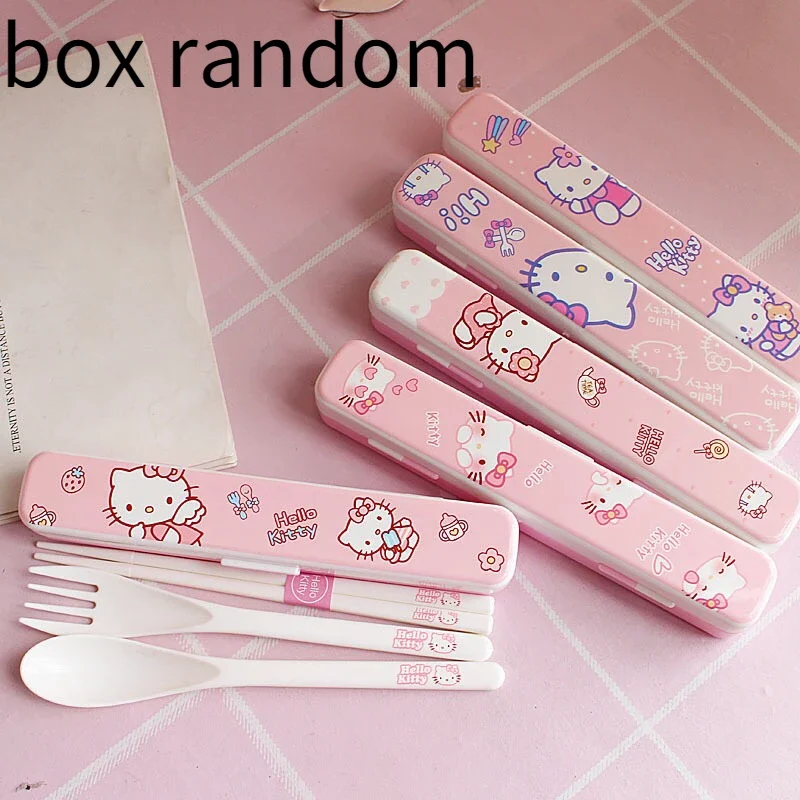 Hello Kitty Portable Tableware Set 2