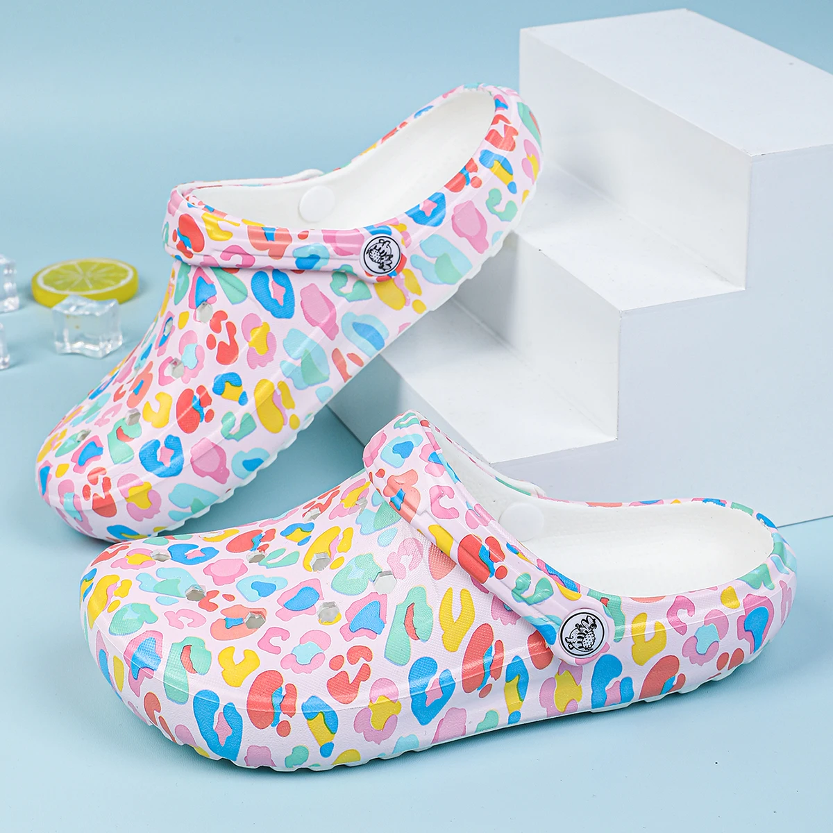 Women's Colorful Cartoon Garden Clog Shoes, Platform Soft Sole Two-way Wear Beach Mules, Pool & Garden Slides, Beach Sandals 3
