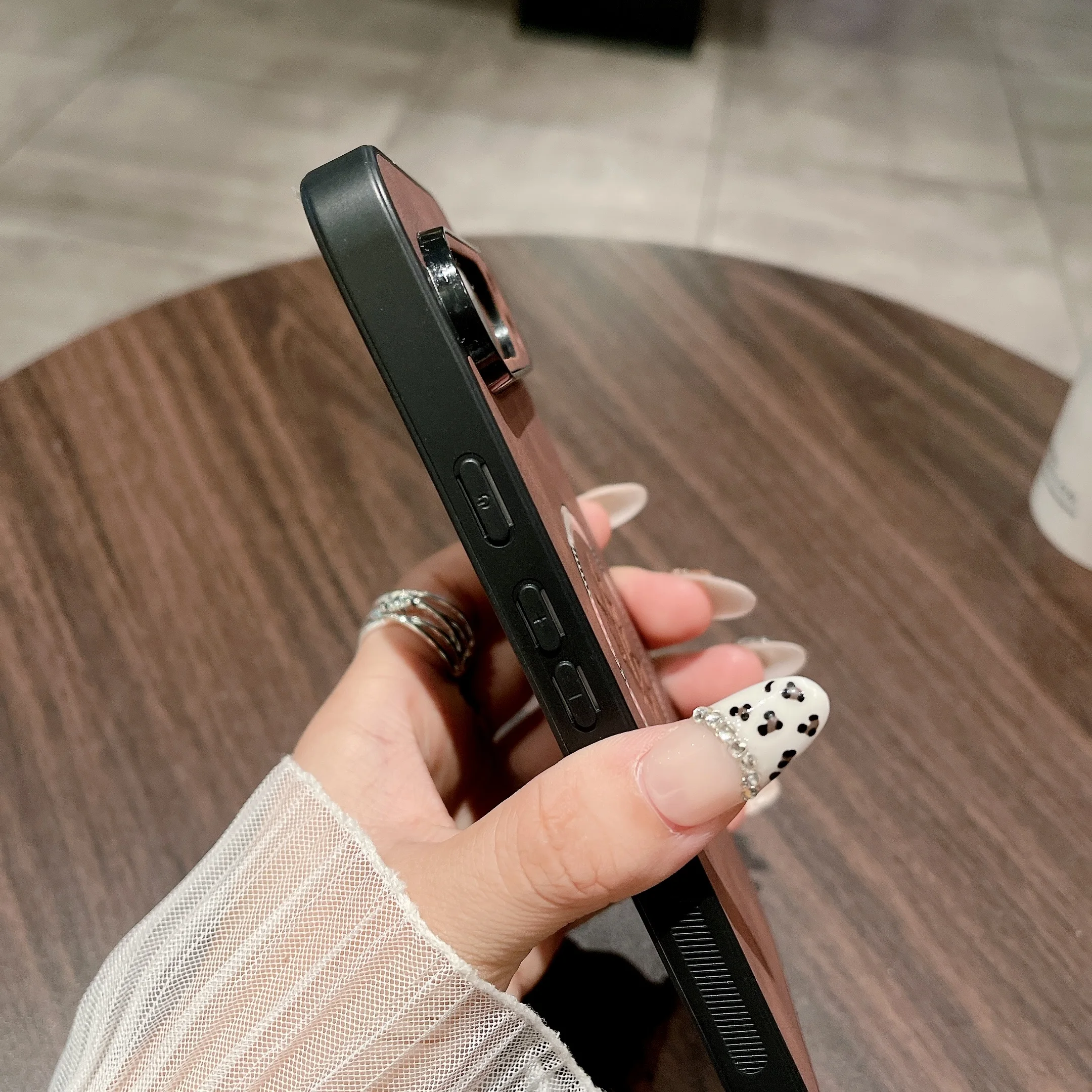 Luxury Leather Maple Leaf Phone Case with Magnetic Wireless Charging Capability