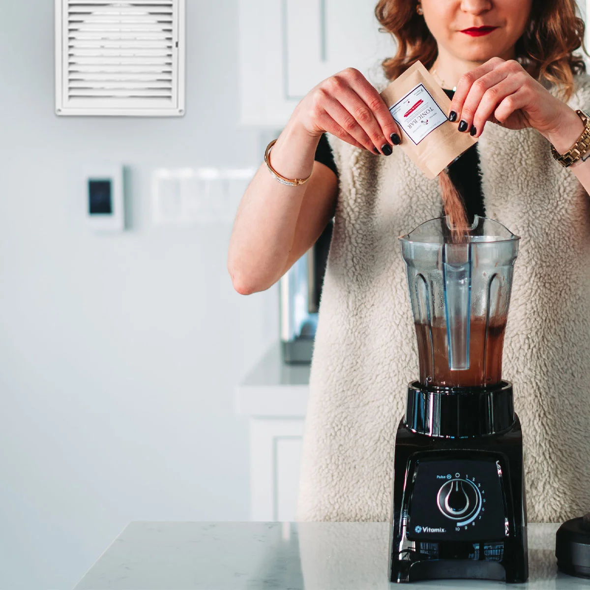 Рисунок 4 - Сетка для вентиляции с креплением