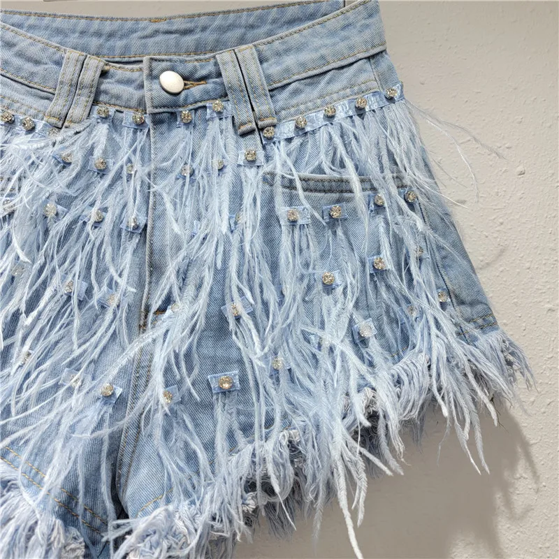 Fashion 2024 Summer New Denim Short Pants Diamond Ostrich Feather Design Shorts Slim Fit Tassel Versatile Women's Denim Shorts