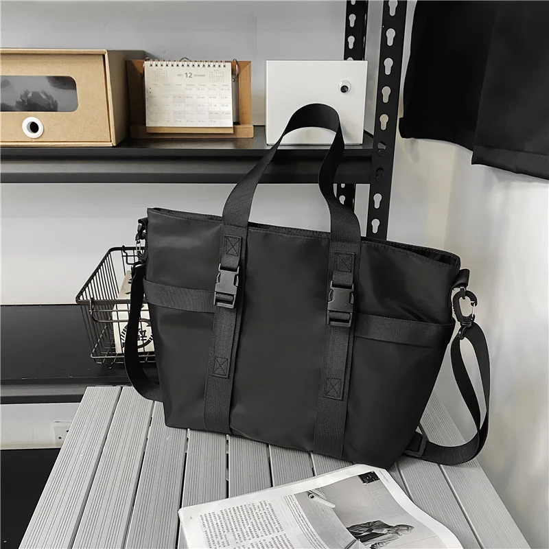 Men's Faionable Large Capaci oulder Bag Travel Handbag Casual Bapa Ox Cloth Zipper Closure Soft Handle Durable Crossbody Bags