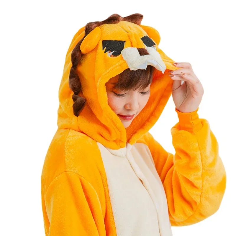 Lion Costumes Halloween Festival Cosplay Onesies Unisex Winter Cute Women Men Nightwear Anime Costumes Adults Flannel Sleepwear