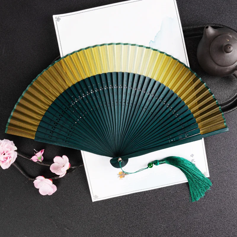 

New Chinese Style Luxury Tassel Folding Fans Ancient Glossy Gradient Color Carved Bamboo Fan Bridal Hanfu Photography Hand Fans