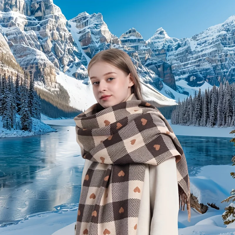 New Elegant Winter Scarf, Heart Pattern Design, Perfect for Cold Weather Outings and Travel, Stylish Winter Accessory
