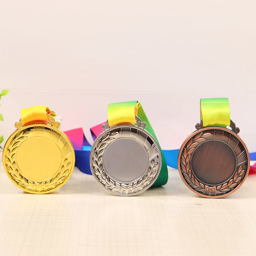 Gold Silver Bronze Award Medal Winner Reward Outdoor Sport Football Competition Prizes Medal for Kids Souvenir Gift