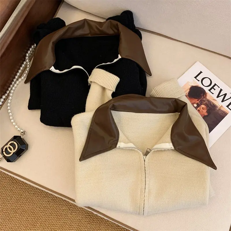 Рисунок 5 - Короткий вязаный кардиган-поло