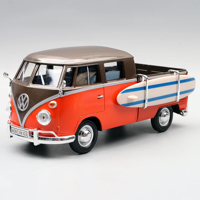 ダイキャスト 1/24 フォルクスワーゲン T1 バスモデルカー