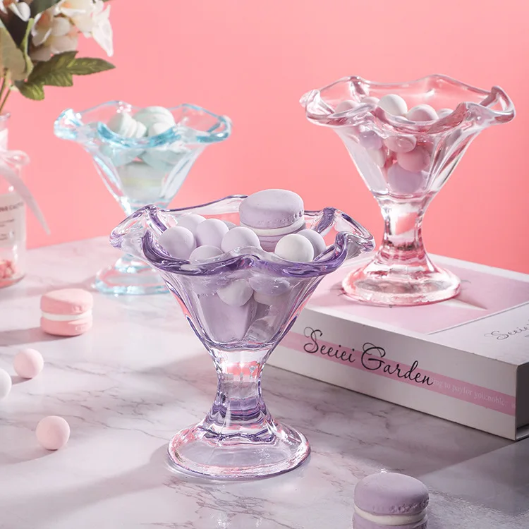 Light Luxury Retro Cocktail Glass Goblet Transparent Colorful Petal Shape Dessert Glass Cup Ice Cream Cups Fruit Salad Bowl