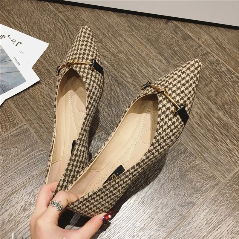 Flat Shoes for Women Pointed Toe Plaid Slip on Loafers Summer Spring Casual Shoes Ladies Shoes Comfortable Women Work Shoes