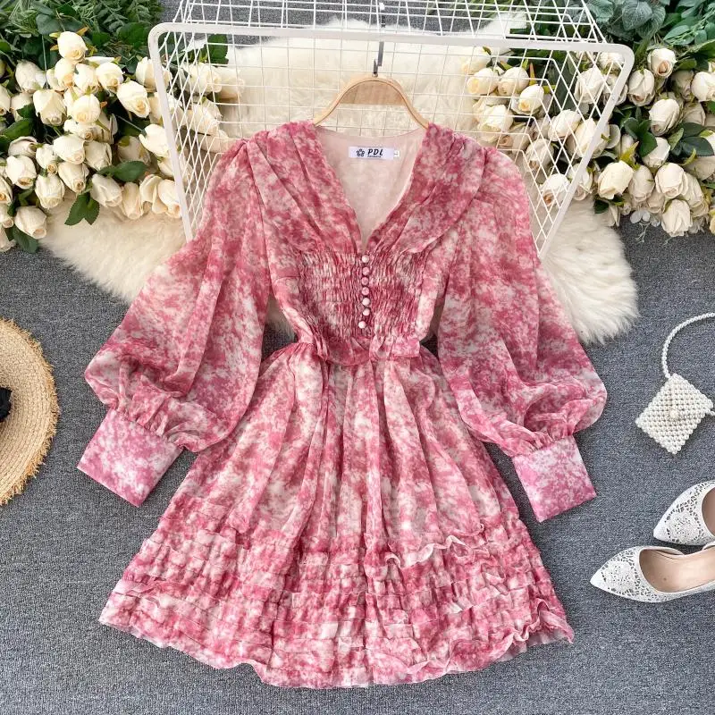 

Cyber Celebrity Chiffon Floral Print Dress Female Spring Summer French Retro Super Fairy Sweet V-neck Short A-line Dress