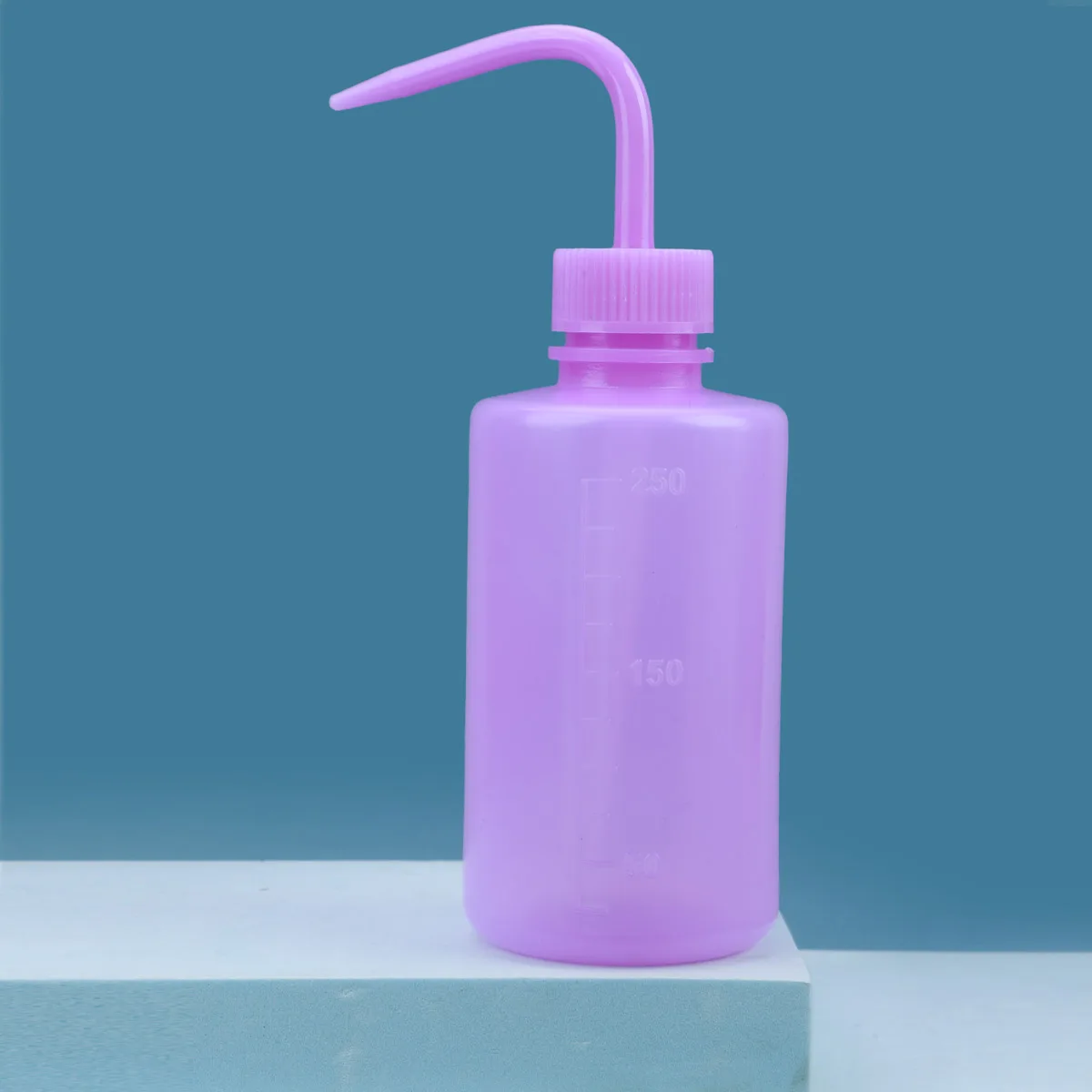 250 ml große Squeeze-Wasser-Spritzflaschen für Flüssigkeiten mit schmalem Mund und Skala zum Spülen von Flaschenbewässerungswerkzeugen und Pflanzenbewässerung – Detail 10