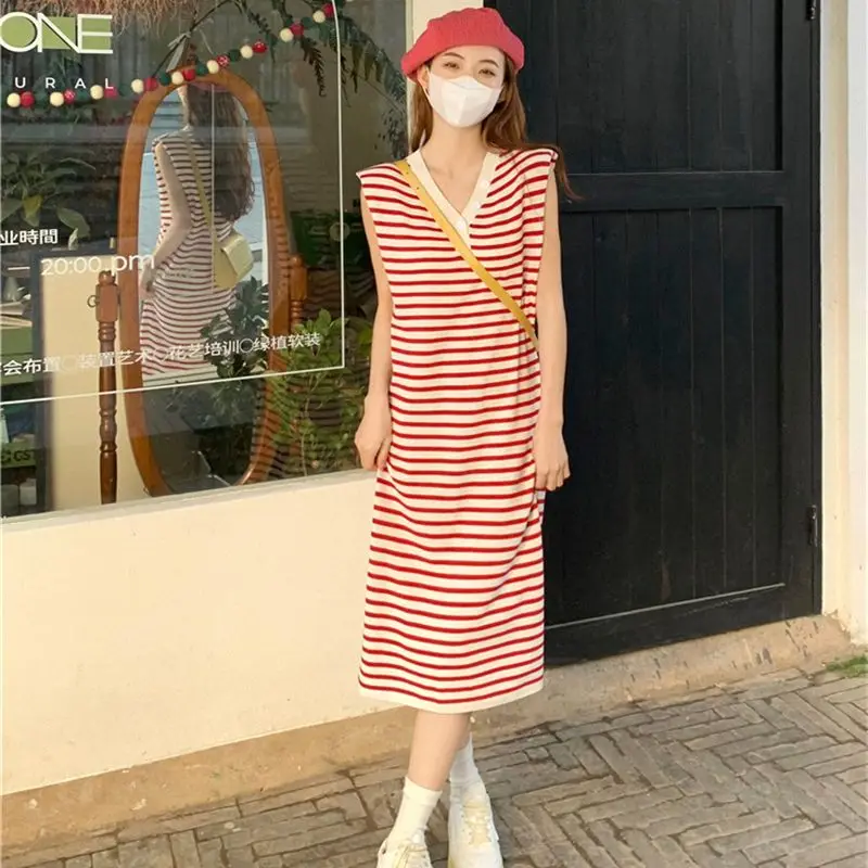 

Korean Sleeveless Dresses Women Striped Basic V Neck Straight Design Casual Knitted Sweater Dress Summer Chic Long Sundress P536