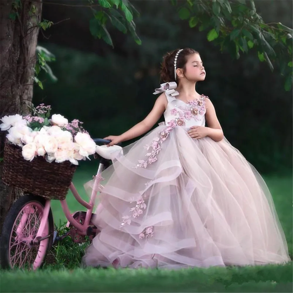 

Layered Flower Girl Dress Tulle Fluffy Applique Sleeveless Floor Length First Communion Evening Party Pageant Prom Ball Gowns
