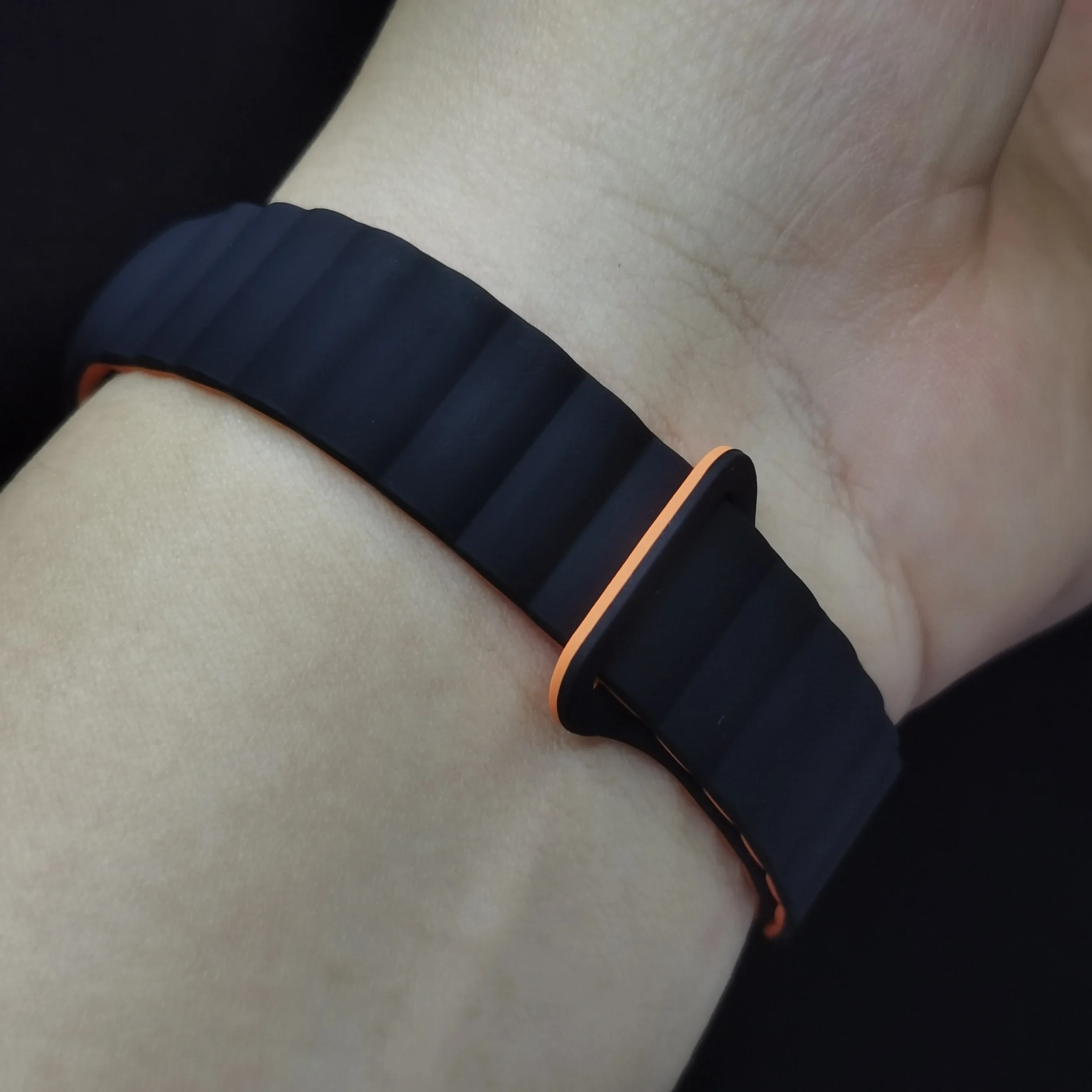 Magnetic Loop Wirstband for Mi Band 8 9 Strap Silicone Sport Watchband for Xiaomi Mi Band 9 NFC Correa Bracelet Metal Interface
