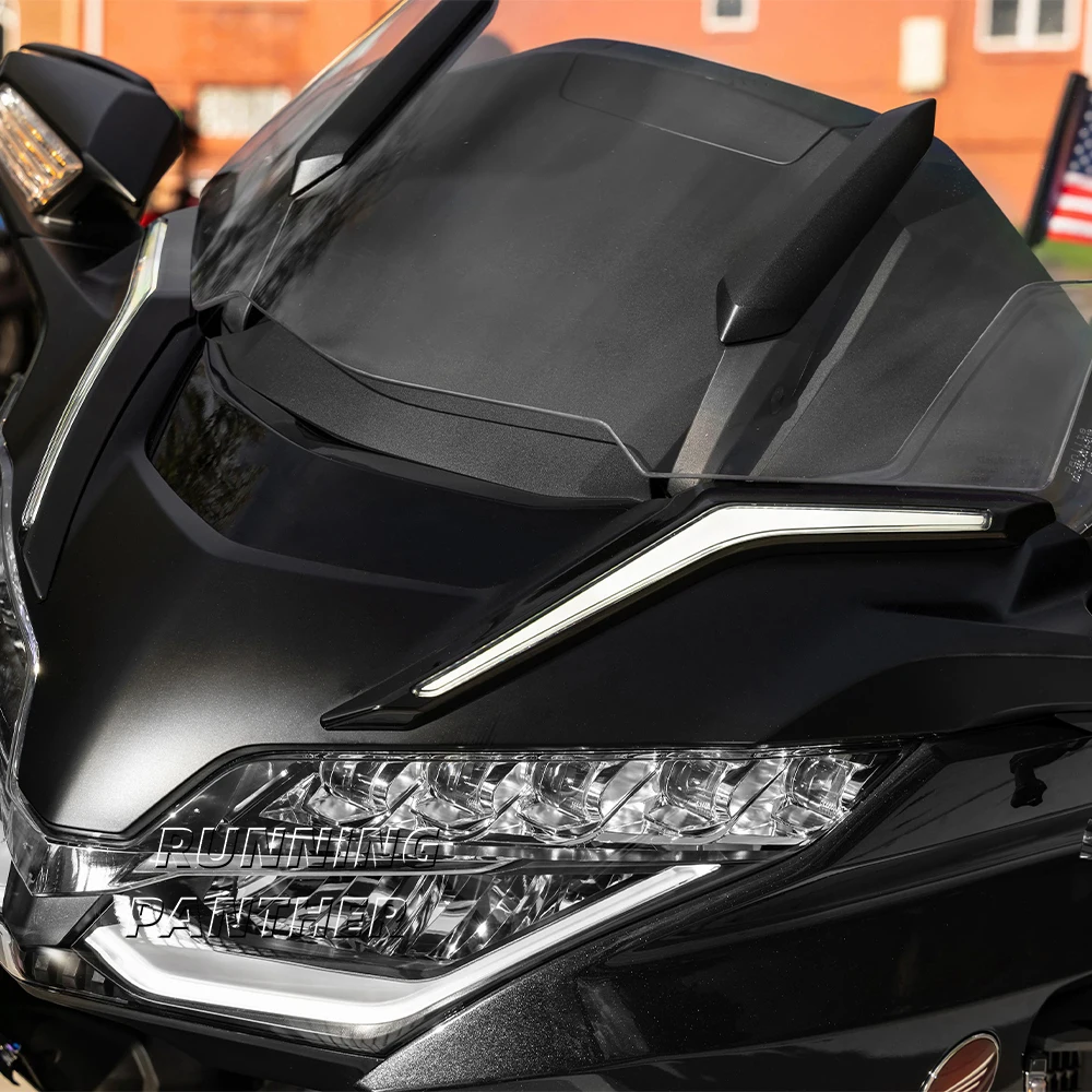 Motorcycle LED Lights Motorcycle Accessories Motorcycle Strike Windshield Trim Lamp Turn Signal Brake LED Light For Honda Gold Wing GL 1800 GL1800 Tour DCT Airbag
