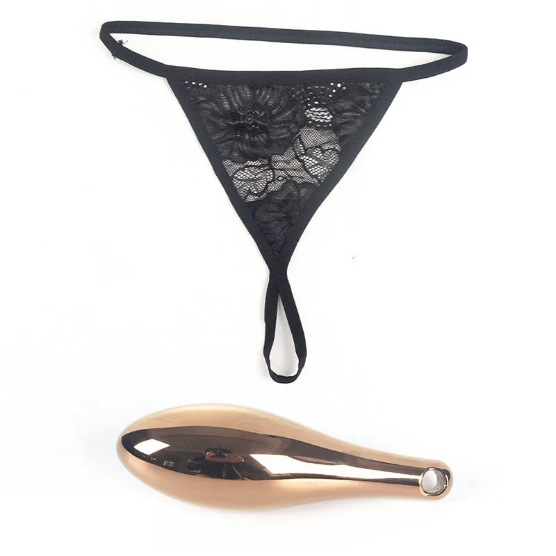 como fazer um plug anal Alix Earle Flaunts Her Butt in a String Bikini main image 0