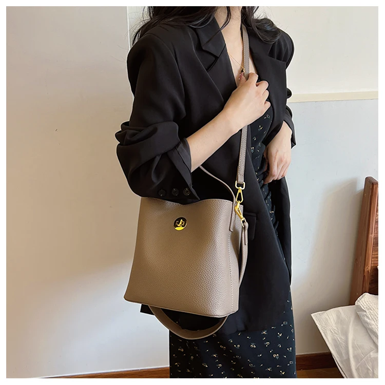 NEW BAG WOMENS CROSSBODY