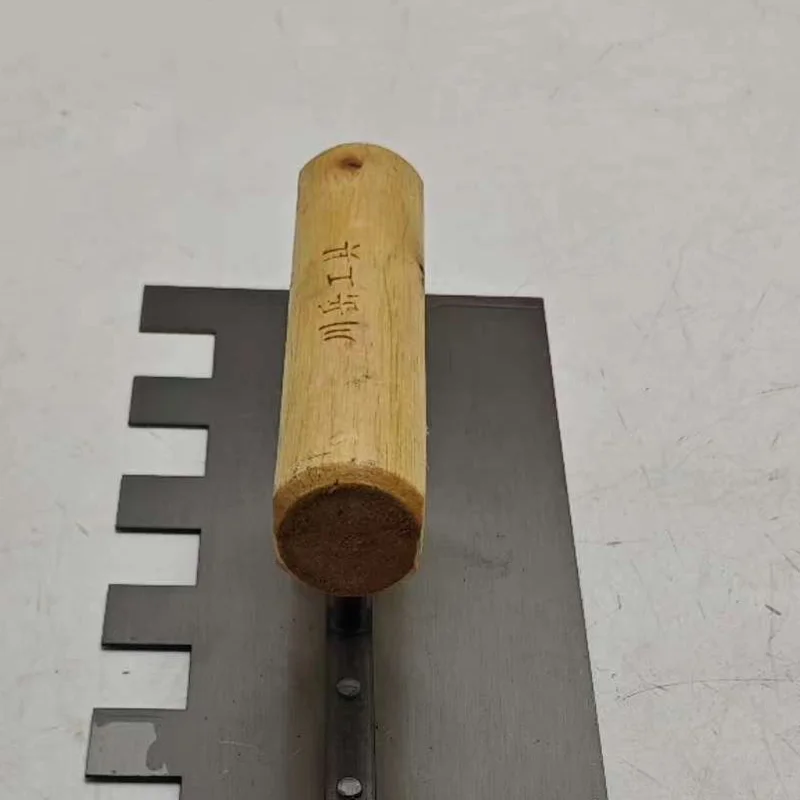Claying Trowel Right Side Tooth Serrated Trowel Wooden Handle 300 mm /11.81inch Carbon Steel Blade 15&times;15mm Teeth For Tiling