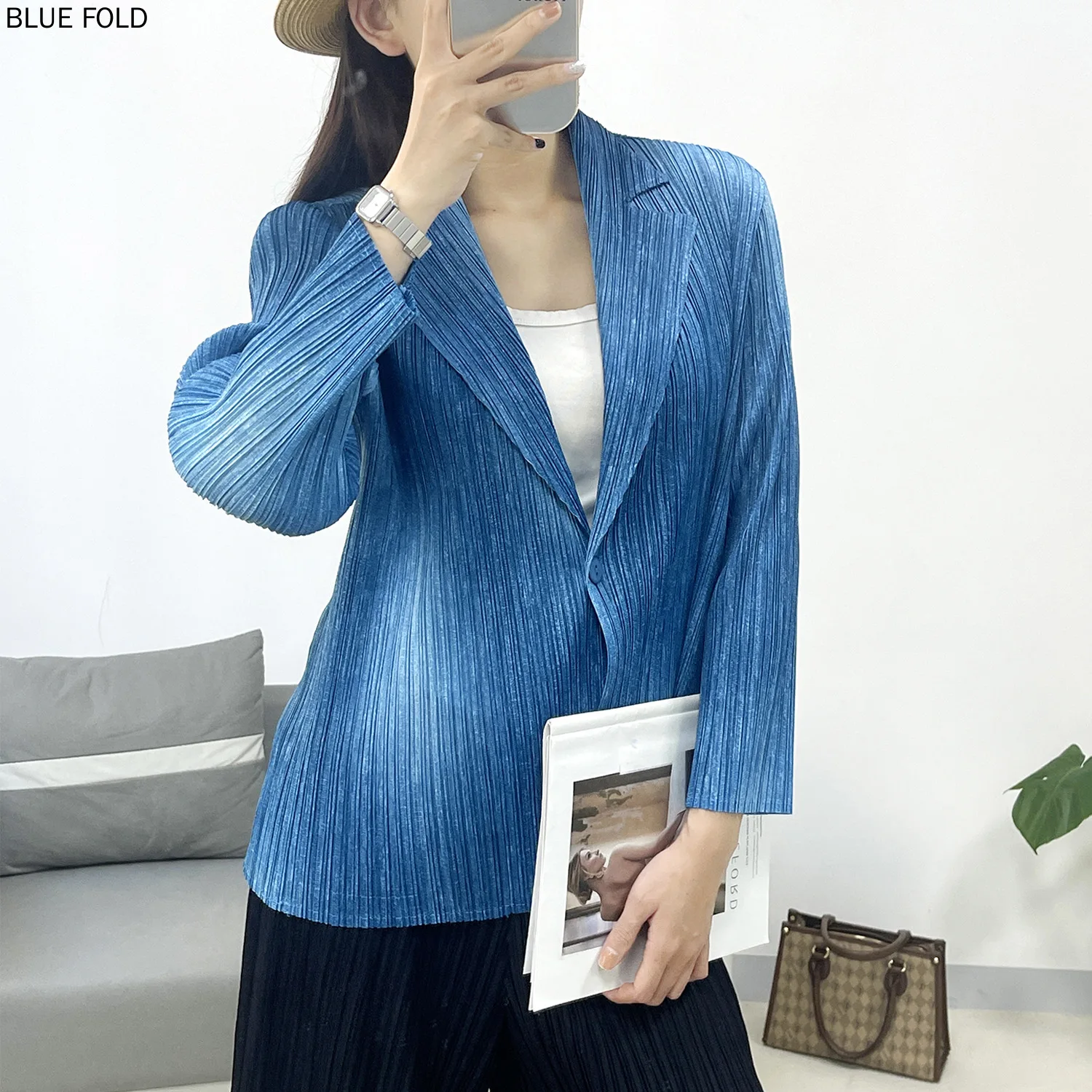 

Pleated New Spring Miyake Casual Gradient Suit Top Women's Stretch Versatile Commuting Pleats Veste Femme Casaco Blazer