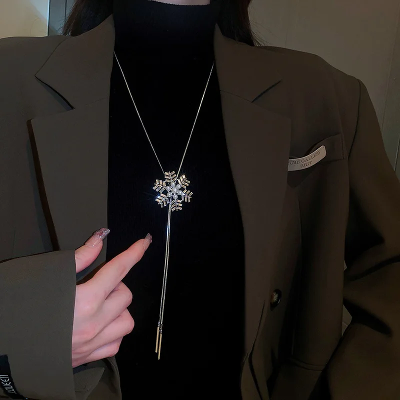 

Flower Pendant Necklace Rhinestone Pearl Snow Tassels Fashion Jewelry Women's Accessories Luxury Sweater Chain Custom Wholesale